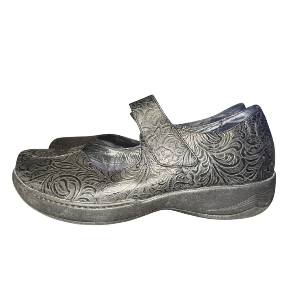 Dansko Mary Janes black tooled leather wedge size 42 11
